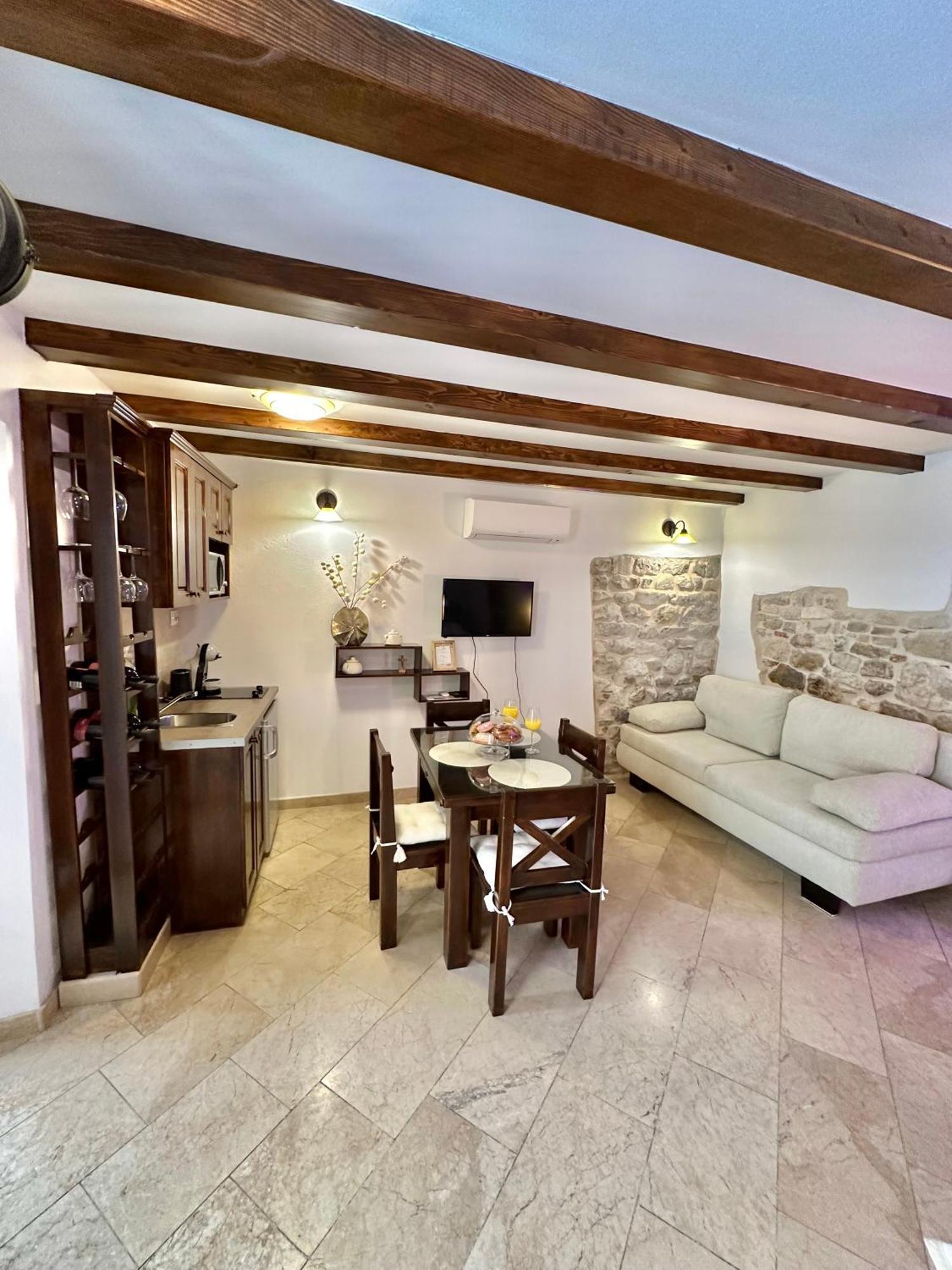 Appartement Diocletian Wine Split